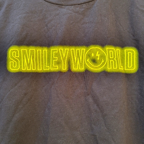 Chinatown Market Smiley Men's Black Smiley Embroidered Tee - Picture 3 of 10